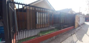 ARRIENDO EN AVDA LA HACIENDA LARAPINTA
