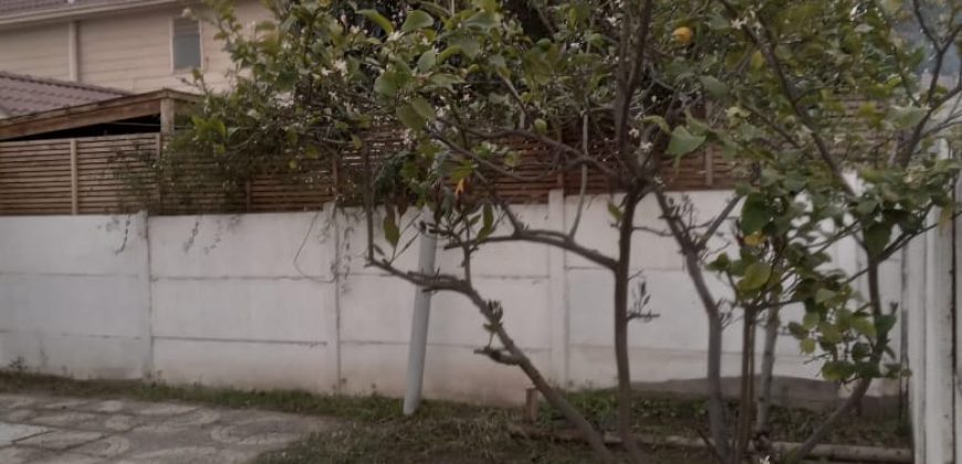 Hermosa casa aislada ubicada en Microbarrio Los Copihues, Larapinta