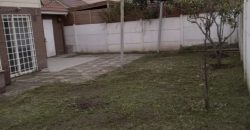 Hermosa casa aislada ubicada en Microbarrio Los Copihues, Larapinta