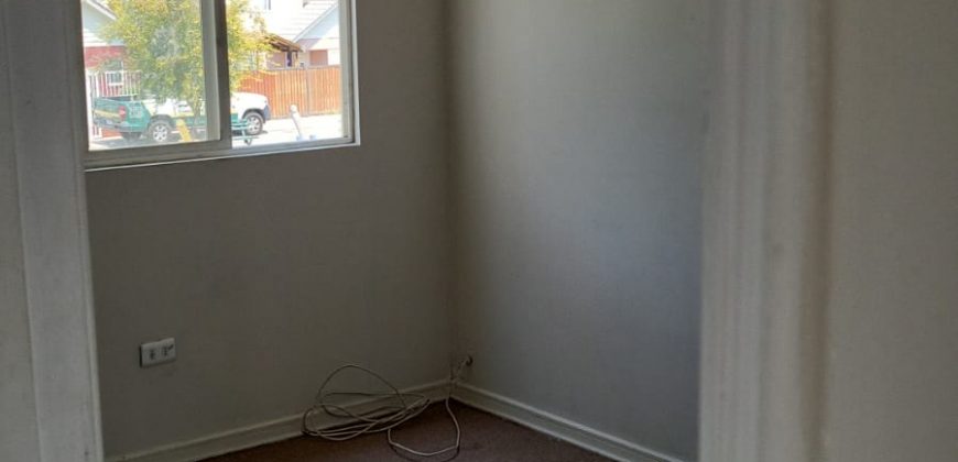 Hermosa casa aislada ubicada en Microbarrio Los Copihues, Larapinta