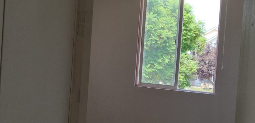 Hermosa casa aislada ubicada en Microbarrio Los Copihues, Larapinta