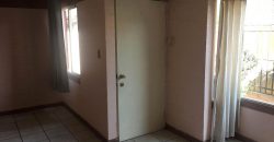 VENTA CASA 1 PISO AISLADA PASAJE LAS LILAS 2ª ETAPA LARAPINTA