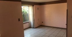 VENTA CASA 1 PISO AISLADA PASAJE LAS LILAS 2ª ETAPA LARAPINTA