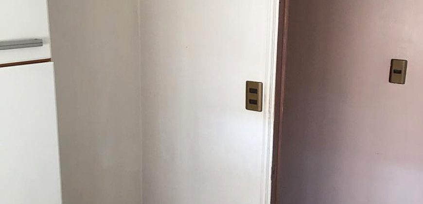 VENTA CASA 1 PISO AISLADA PASAJE LAS LILAS 2ª ETAPA LARAPINTA