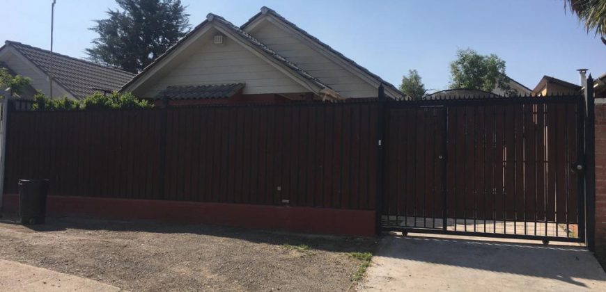 VENTA CASA 1 PISO AISLADA PASAJE LAS LILAS 2ª ETAPA LARAPINTA
