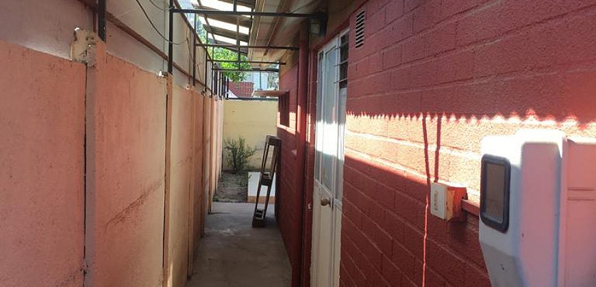 VENTA CASA 1 PISO AISLADA PASAJE LAS LILAS 2ª ETAPA LARAPINTA