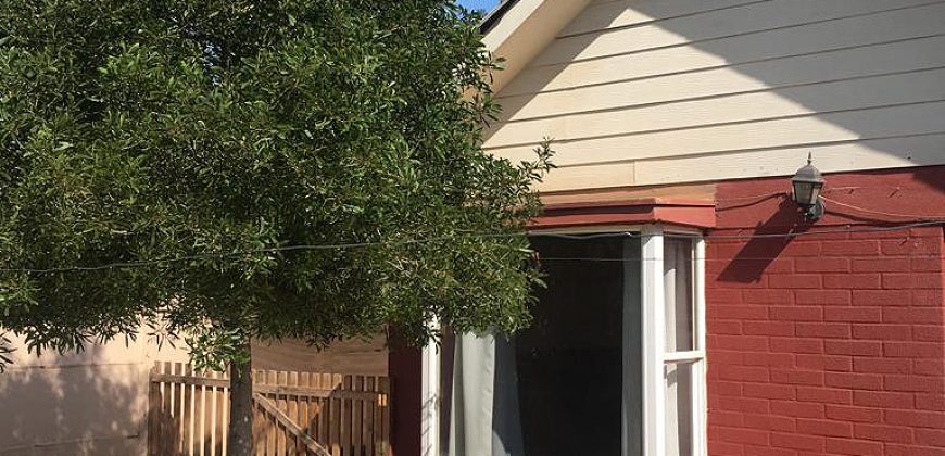 VENTA CASA 1 PISO AISLADA PASAJE LAS LILAS 2ª ETAPA LARAPINTA