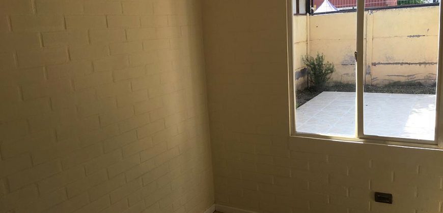 VENTA CASA 1 PISO AISLADA PASAJE LAS LILAS 2ª ETAPA LARAPINTA