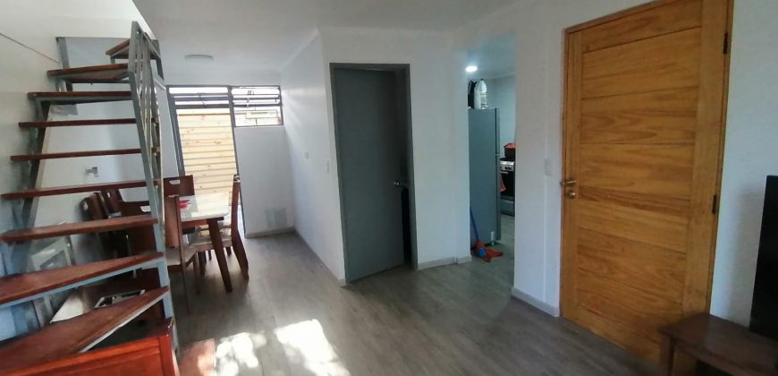 Excelente casa de 2 pisos Valle de La Luna, Parques de Lampa