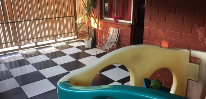 Venta de Amplia  Propiedad en Pasaje Directora María Mella Lampa.