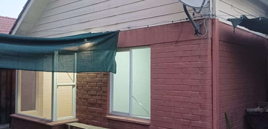 HERMOSA CASA DE 1 PISO AISLADA, VERBENAS LARAPINTA
