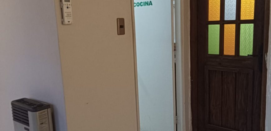 HERMOSA CASA DE 1 PISO AISLADA, VERBENAS LARAPINTA