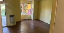 Bella Casa Aislada en Pasaje Los Espinos Larapinta