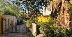 Bella Casa Aislada en Pasaje Los Espinos Larapinta