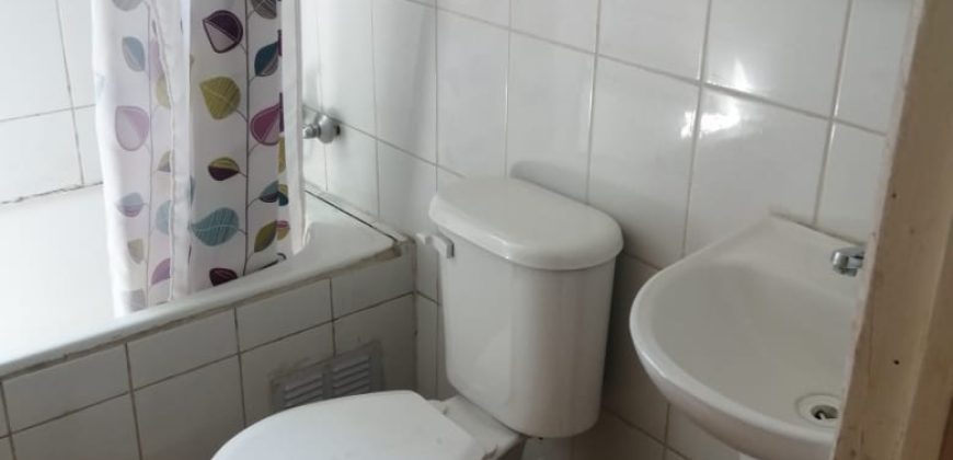 Bella casa en Pasaje Los Alerces, Villa Santa Rosa, Comuna de Lampa. Valor $ 385.000