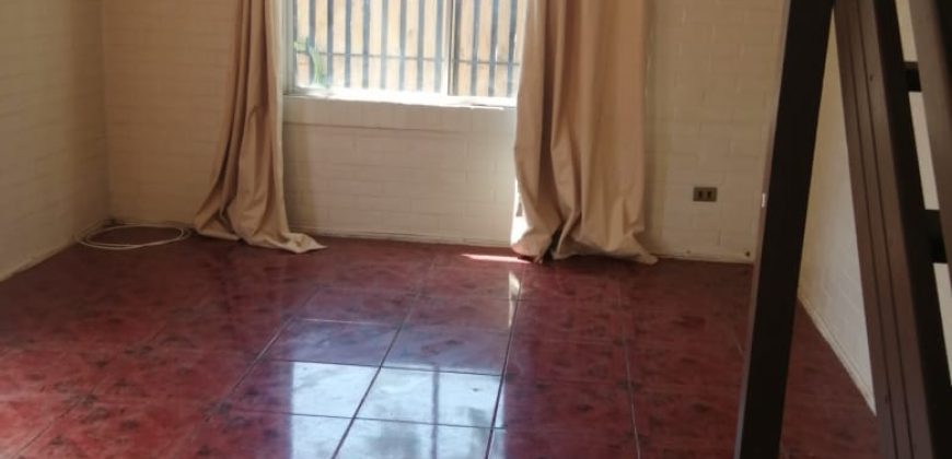 Bella casa en Pasaje Los Alerces, Villa Santa Rosa, Comuna de Lampa. Valor $ 385.000