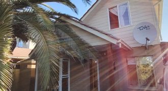 Bella casa en Pasaje Micro Barrio Los Laureles Larapinta