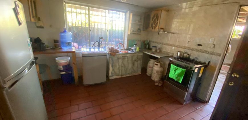 Propiedad a la Venta esquina Calle Jaracanda Lampa Villa Santa Rosa, Lampa.