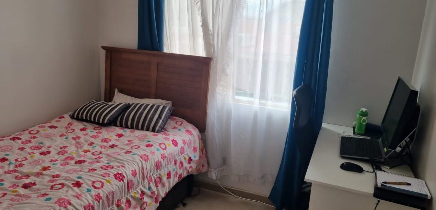 Amplia y luminosa casa en Condominio Los Coihues, Larapinta