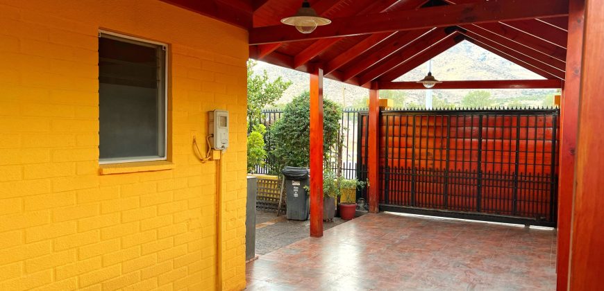 Bella casa con gran terreno Hacienda Alta Larapinta