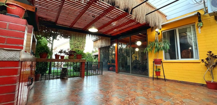 Bella casa con gran terreno Hacienda Alta Larapinta
