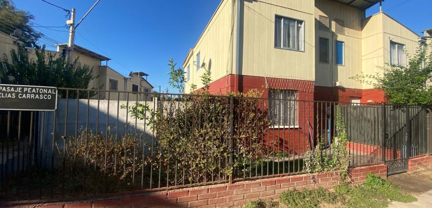 Arriendo de Bella casa amplia en Pasaje Peatonal Elías Carrasco,  Lampa Valor $350.000