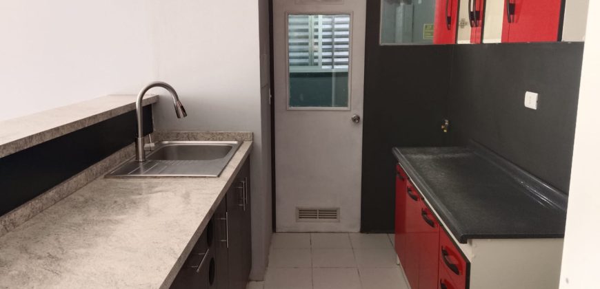 Arriendo bello departamento ubicado en Av el Pellin – Lampa.