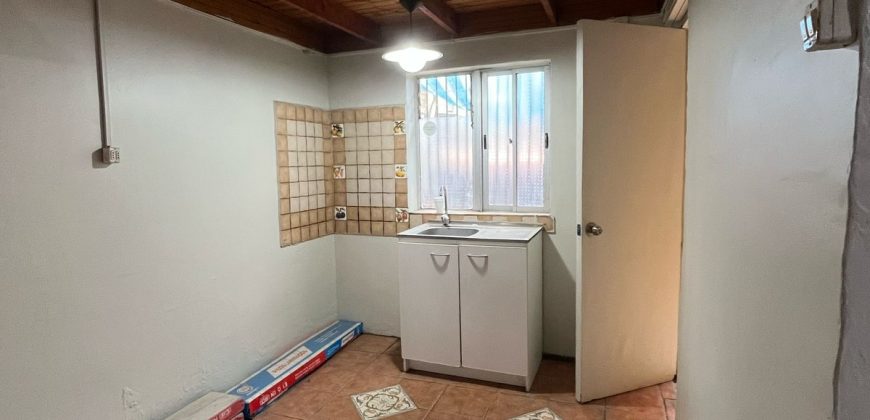 Bella Casa en Pasaje Los Espinos Lampa