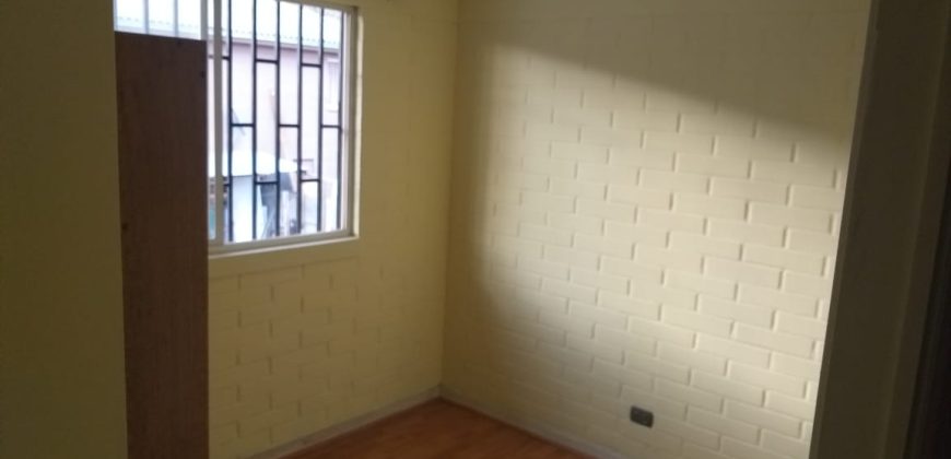Arriendo de propiedad en Capachito, 5ta etapa Larapinta, Comuna de Lampa. Valor $ 400.000.
