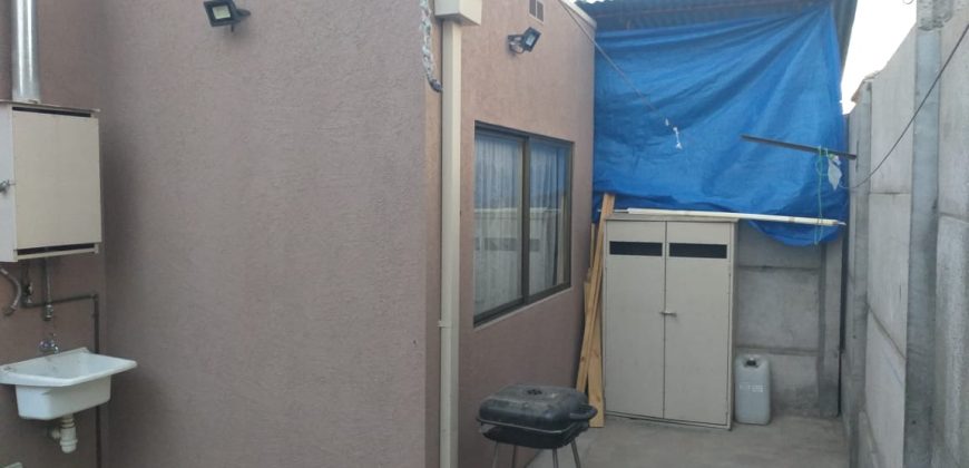 Arriendo de propiedad en Capachito, 5ta etapa Larapinta, Comuna de Lampa. Valor $ 400.000.