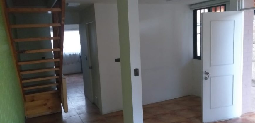 Arriendo de propiedad en Capachito, 5ta etapa Larapinta, Comuna de Lampa. Valor $ 400.000.
