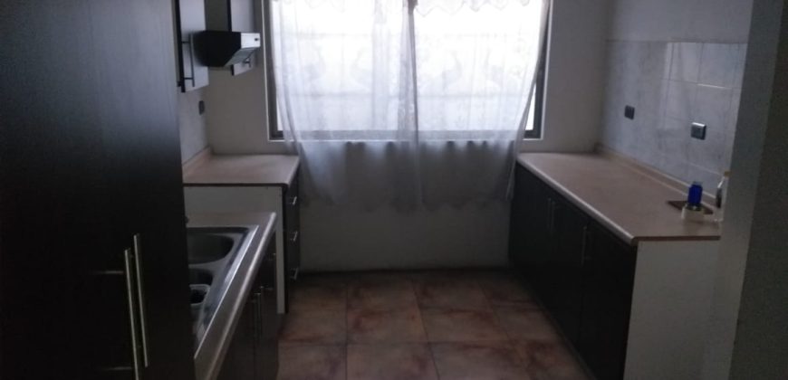 Arriendo de propiedad en Capachito, 5ta etapa Larapinta, Comuna de Lampa. Valor $ 400.000.