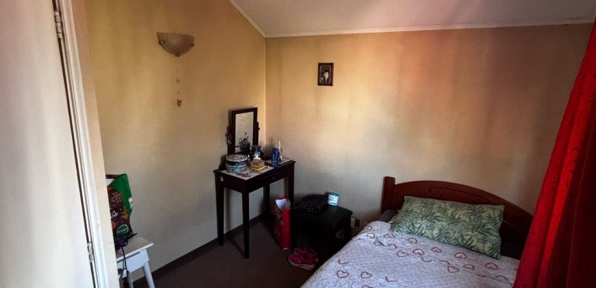 Bella casa en Pasaje Micro Barrio Cerro El Paraguas Larapinta