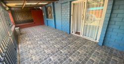 Casa amplia en Calle Directora María Mella Lampa
