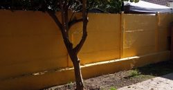 Bella casa 1 piso Pasaje Las Maravillas 2da etapa, Larapinta. Valor $ 450.000
