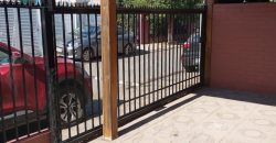 Bella casa 1 piso Pasaje Las Maravillas 2da etapa, Larapinta. Valor $ 450.000