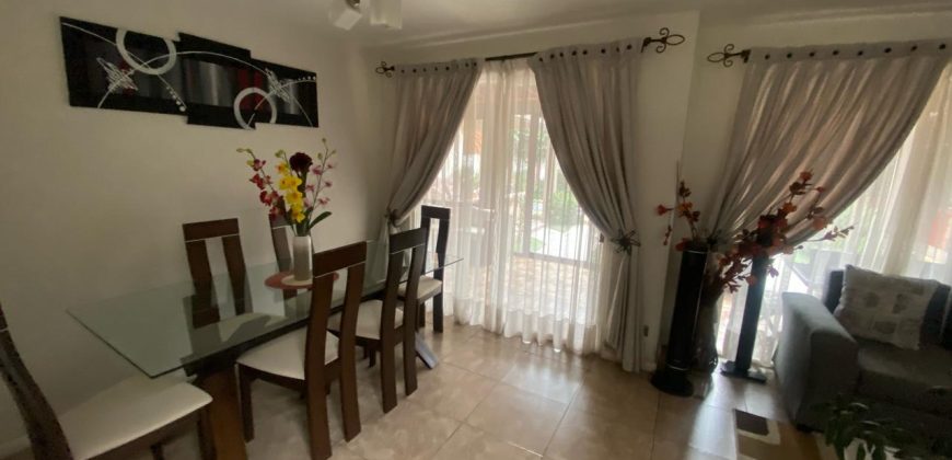 Bella casa en Condominio Los Coihues Larapinta