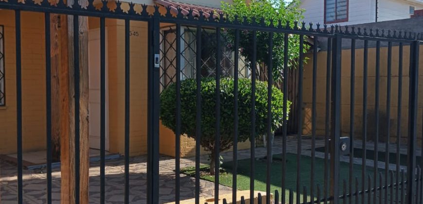 Propiedad En Arriendo Los Tulipanes, Larapinta