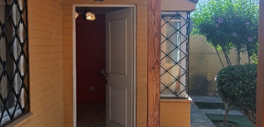 Propiedad En Arriendo Los Tulipanes, Larapinta