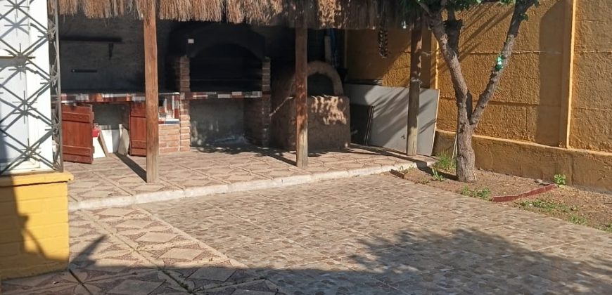 Propiedad En Arriendo Los Tulipanes, Larapinta