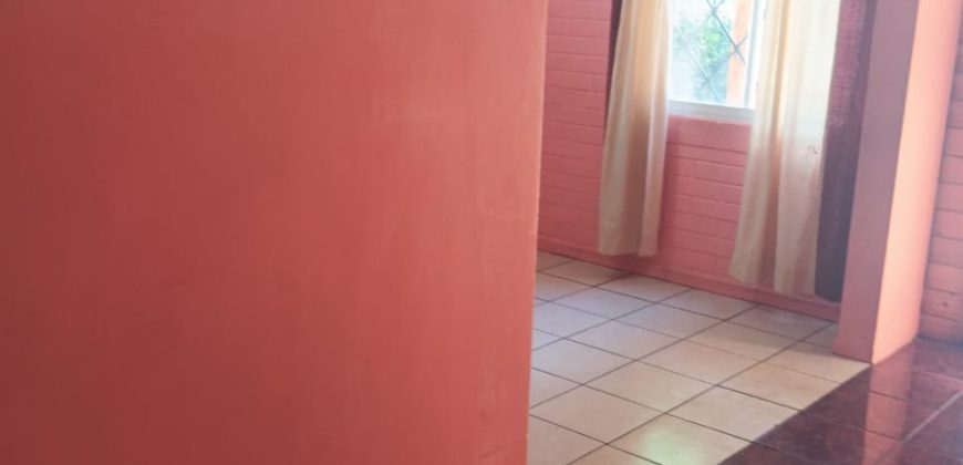 Propiedad En Arriendo Los Tulipanes, Larapinta