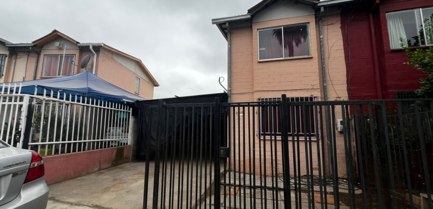 Amplia Propiedad En Arriendo, En Pasaje Mario Riquelme