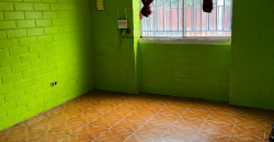 Amplia Propiedad En Arriendo, En Pasaje Mario Riquelme