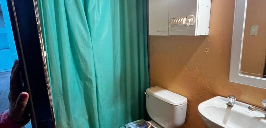Amplia Propiedad En Arriendo, En Pasaje Mario Riquelme
