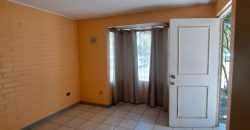 Arriendo de Propiedad en Pasaje Los Lirios, Larapinta.