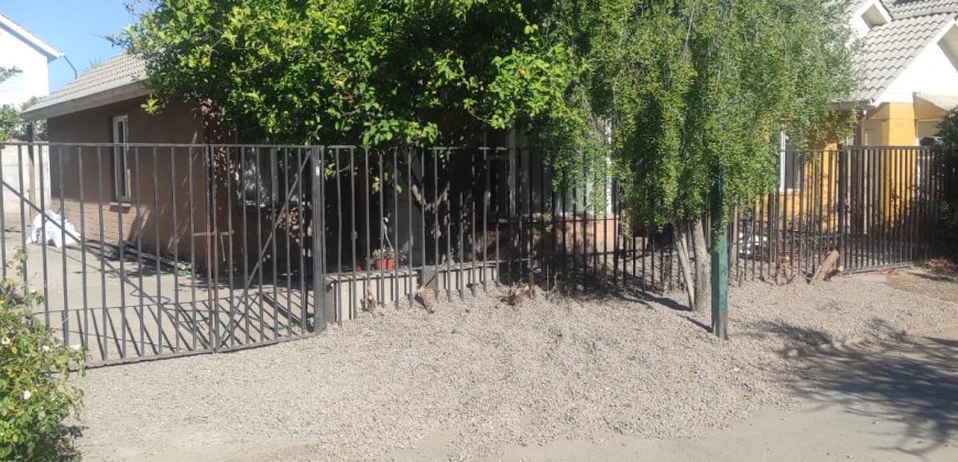 Arriendo de Propiedad en Pasaje Los Lirios, Larapinta.