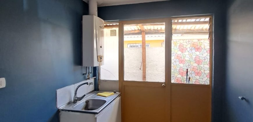 Arriendo de Propiedad en Pasaje Los Lirios, Larapinta.